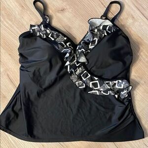 Swim by Chuck Handy Womens Black/ White Ruffled Trimmed Tankini Sz 16W